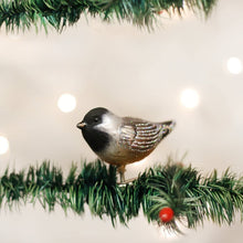 Load image into Gallery viewer, OLD WORLD CHRISTMAS CHEERY CHICKADEE GLASS CLIP-ON BIRD CHRISTMAS ORNAMENT 18068