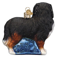 Load image into Gallery viewer, OLD WORLD CHRISTMAS BERNESE MOUNTAIN DOG GLASS CHRISTMAS ORNAMENT 12379