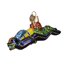 Load image into Gallery viewer, OLD WORLD CHRISTMAS SCUBA DIVER NAUTICAL SPORT GLASS CHRISTMAS ORNAMENT 24146
