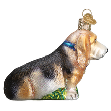 Load image into Gallery viewer, OLD WORLD CHRISTMAS BASSET HOUND FLOPPY EARS DOG CHRISTMAS ORNAMENT 12473
