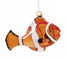 Load image into Gallery viewer, GALLERIE II SET OF 3 ART GLASS TROPICAL FISH FINDING NEMO CHRISTMAS ORNAMENTS
