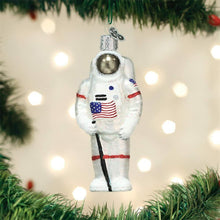 Load image into Gallery viewer, OLD WORLD CHRISTMAS ASTRONAUT APOLLO 11 MOON LANDING GLASS XMAS ORNAMENT 24182
