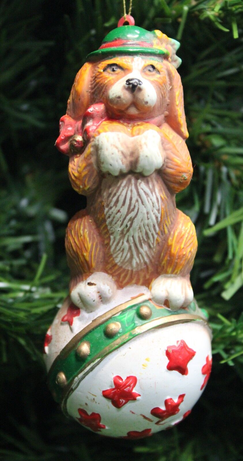 KURT ADLER VINTAGE 1992 CIRCUS DOG PERFORMING TRICK ON BALL CHRISTMAS ORNAMENT