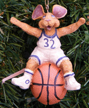 Load image into Gallery viewer, KURT ADLER "HOLE IN THE WALL GANG" DUNKIN BASKETBALL MOUSE CHRISTMAS ORNAMENT
