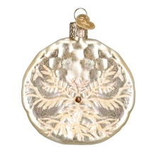 Load image into Gallery viewer, OLD WORLD CHRISTMAS SAND DOLLAR GLASS NAUTICAL COASTAL CHRISTMAS ORNAMENT 12156

