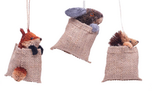 Load image into Gallery viewer, GALLERIE II SET OF 3 WOODSY FEED SACK BURI WOODLAND ANIMAL CHRISTMAS ORNAMENTS
