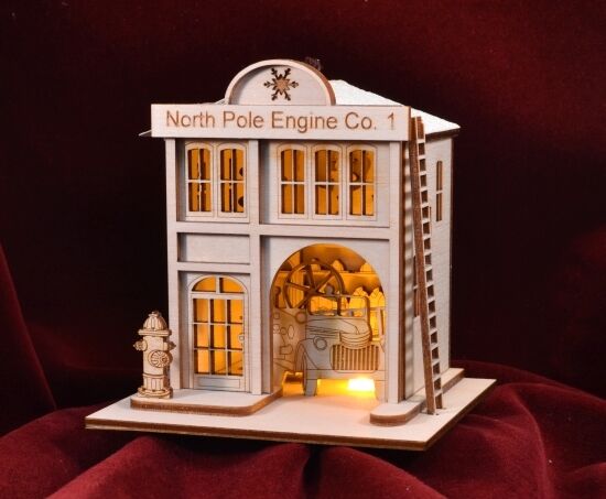 GINGER COTTAGES NORTH POLE ENGINE CO. #1 FIREHOUSE CHRISTMAS ORNAMENT GC120